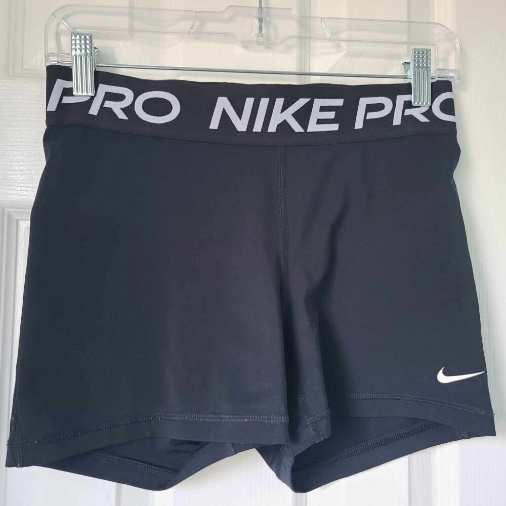NIKE PRO Shorts size M